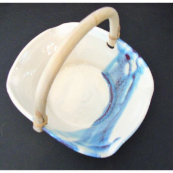 Studio Art Pottery BASKET w/ BAMBOO HANDLE 8" Ocean Sea Blue Cream Artist Signed - Picture 3 of 7